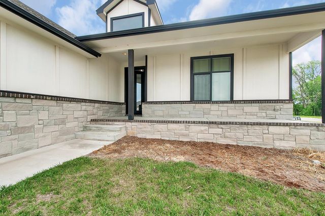 2246 S Nicole Circle, Andover, KS 67002