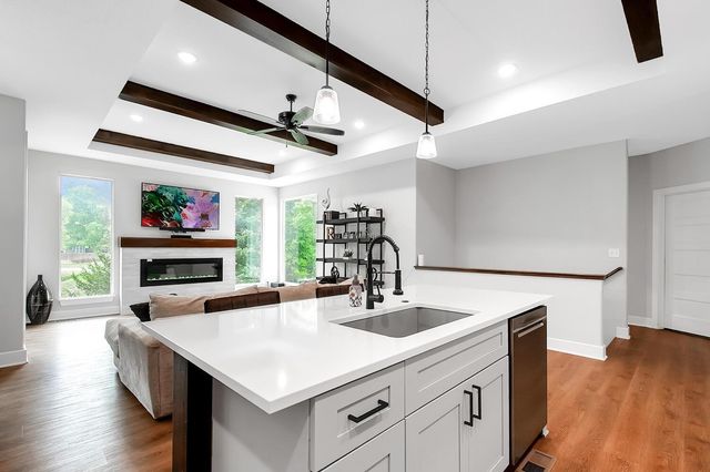 2246 S Nicole Circle, Andover, KS 67002