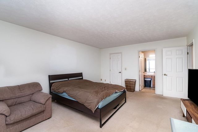 5399 Country Ridge Drive, Mason, OH 45040