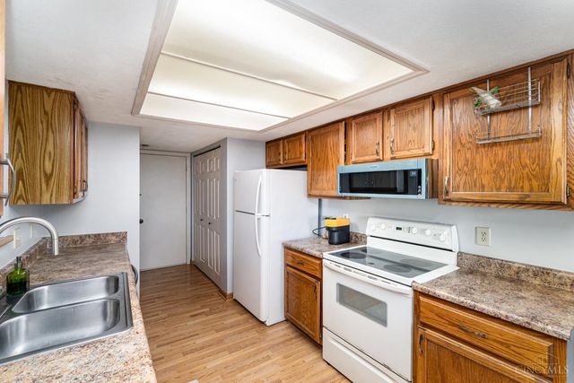 5399 Country Ridge Drive, Mason, OH 45040