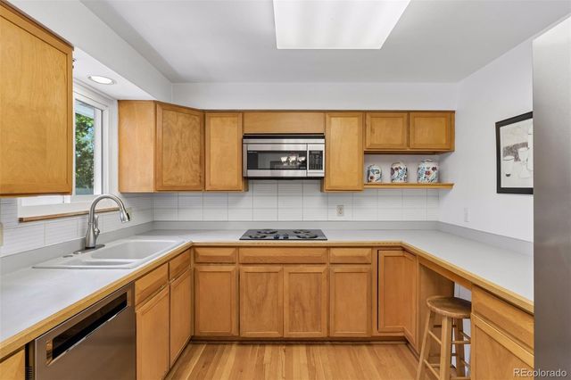 2083 S Alton Way, Denver, CO 80231