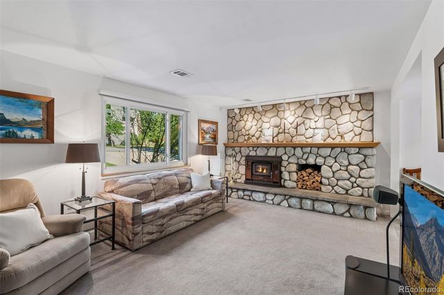 2083 S Alton Way, Denver, CO 80231