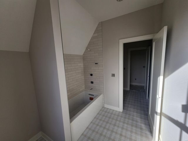 6456 Yosemite Lane, Excelsior, MN 55331