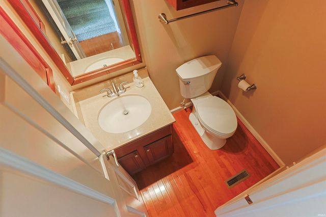 3015 Waverly Court, Mishawaka, IN 46544