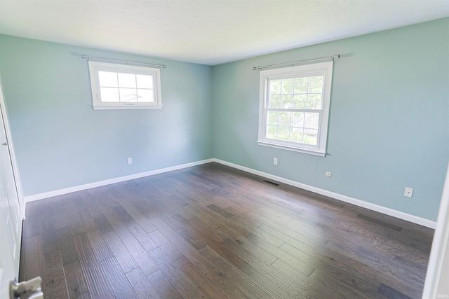 3015 Waverly Court, Mishawaka, IN 46544
