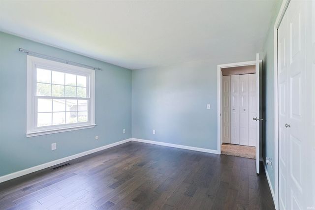 3015 Waverly Court, Mishawaka, IN 46544
