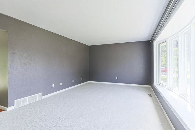 3015 Waverly Court, Mishawaka, IN 46544