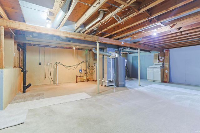 3015 Waverly Court, Mishawaka, IN 46544