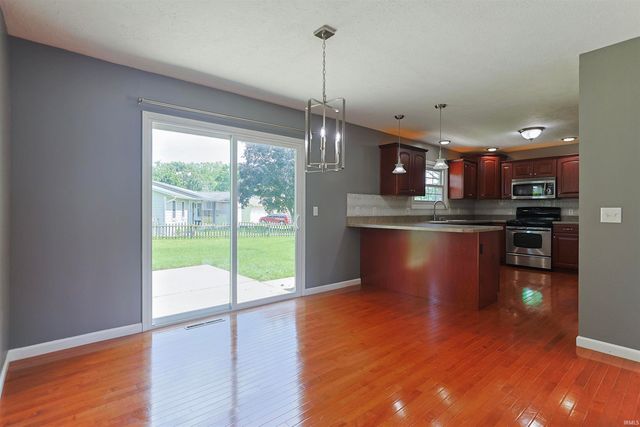 3015 Waverly Court, Mishawaka, IN 46544