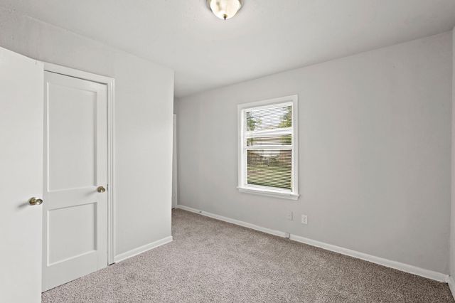 4953 Bataan Road, Houston, TX 77033