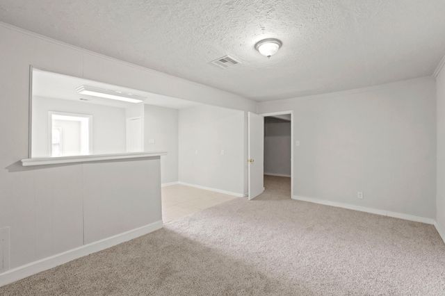4953 Bataan Road, Houston, TX 77033