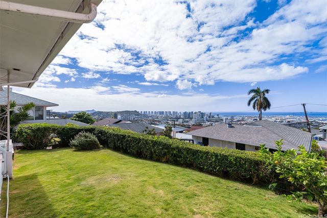 1156 Alewa Drive, Honolulu, HI 96817