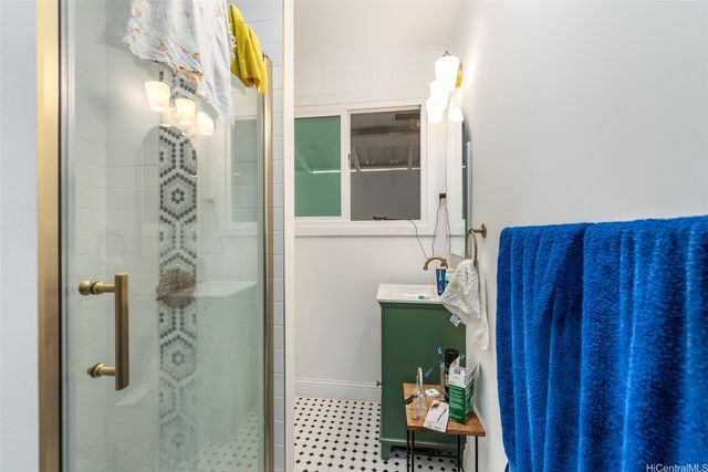 1156 Alewa Drive, Honolulu, HI 96817