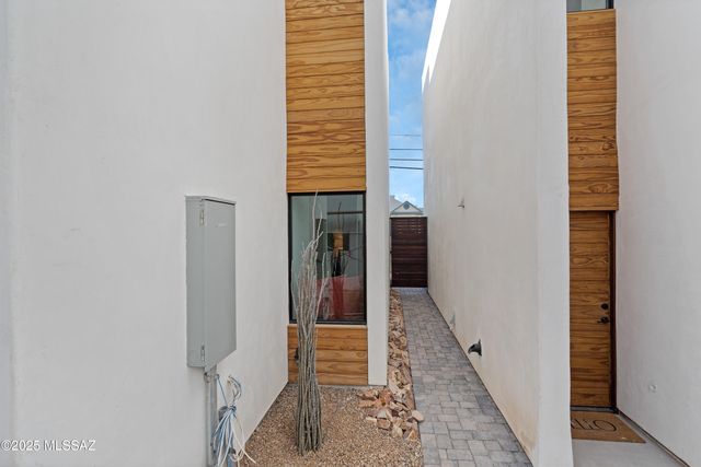 48 W 18th Street, Tucson, AZ 85701