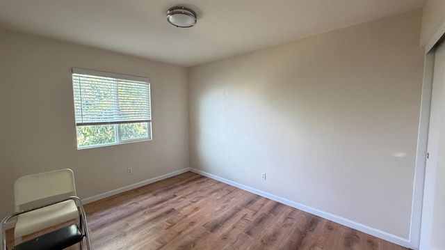 2833 Saxton Dr, Stockton, CA 95212
