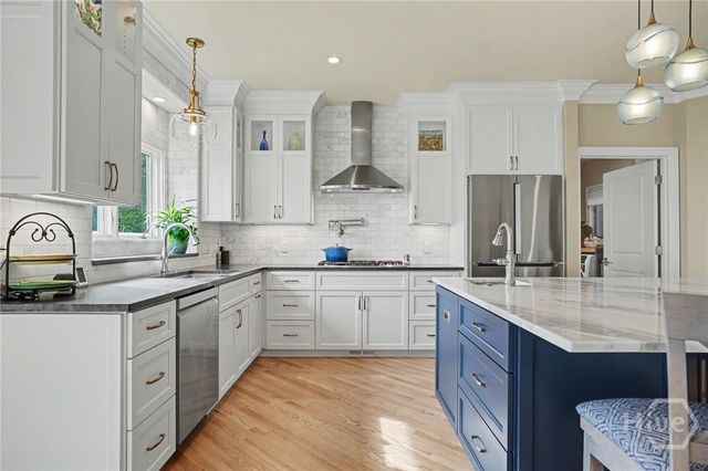2 Marsh Bridge Lane, Savannah, GA 31411