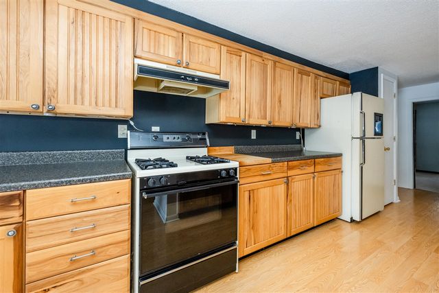 5081 Woodward Avenue, Coloma, MI 49038