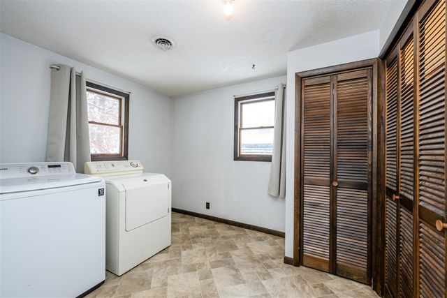 5081 Woodward Avenue, Coloma, MI 49038