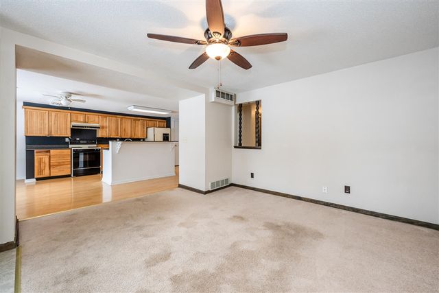 5081 Woodward Avenue, Coloma, MI 49038