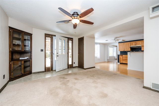 5081 Woodward Avenue, Coloma, MI 49038