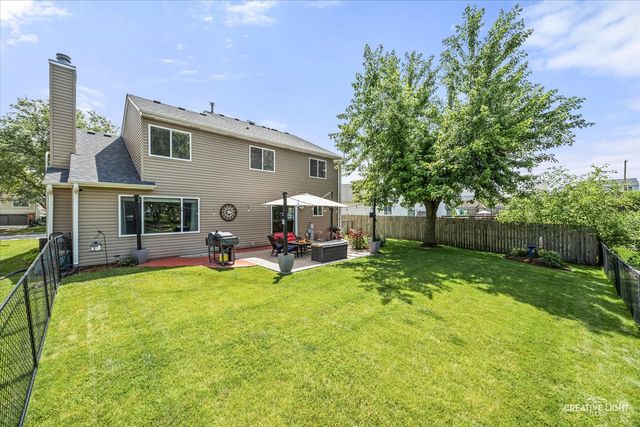 23 Cedar Court, South Elgin, IL 60177