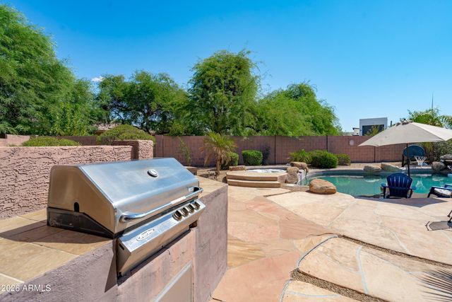 6117 E PALOMINO Lane, Scottsdale, AZ 85266