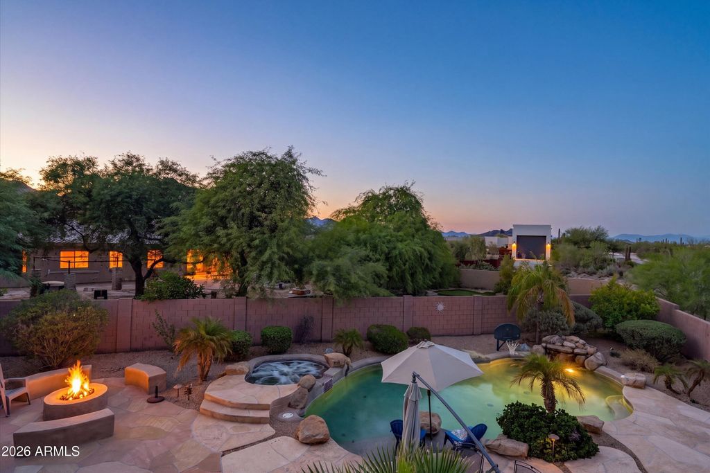 6117 E PALOMINO Lane, Scottsdale, AZ 85266 — photo 2
