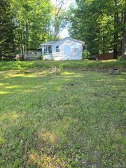 5049 Ruby Drive, Gladwin, MI 48624
