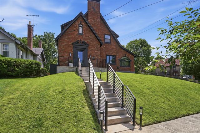 6616 Afton Avenue, Cincinnati, OH 45213