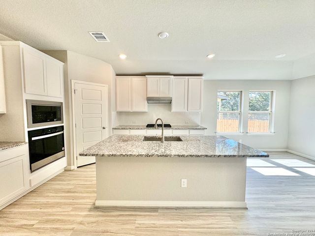 16935 BLAISE TER, San Antonio, TX 78247