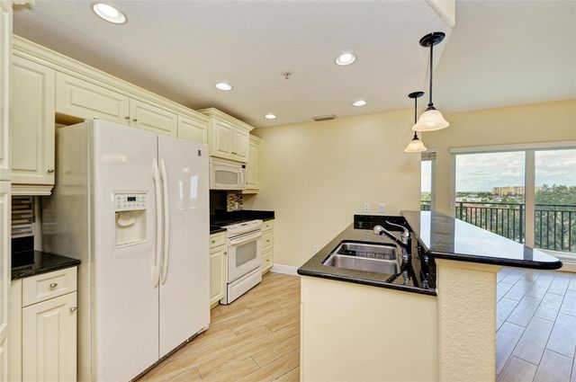 501 HABEN BOULEVARD 505, Palmetto, FL 34221