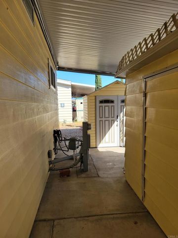 1525 W Oakland Avenue 89, Hemet, CA 92546