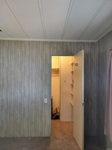 1525 W Oakland Avenue 89, Hemet, CA 92546