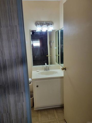 1525 W Oakland Avenue 89, Hemet, CA 92546