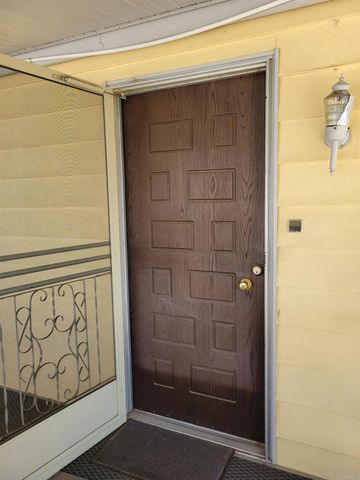 1525 W Oakland Avenue 89, Hemet, CA 92546