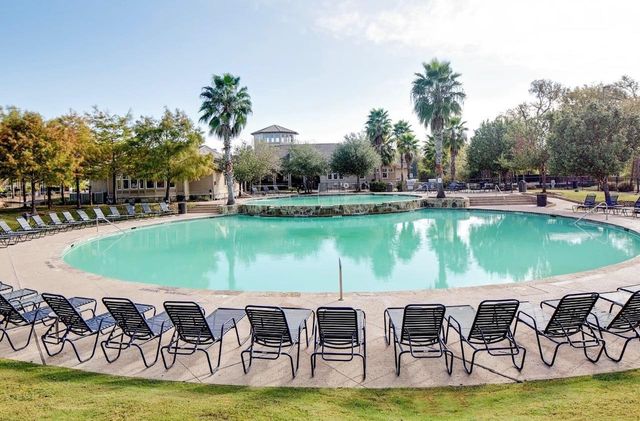 1725 Harvey Mitchell PKWY S 1430, College Station, TX 77840