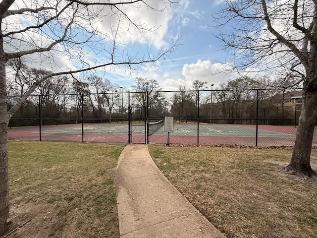 1725 Harvey Mitchell PKWY S 1430, College Station, TX 77840