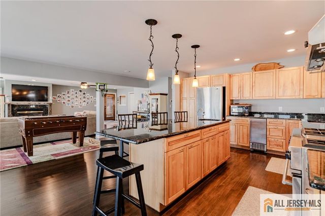 27 Maryland Road, Little Egg Harbor, NJ 08087