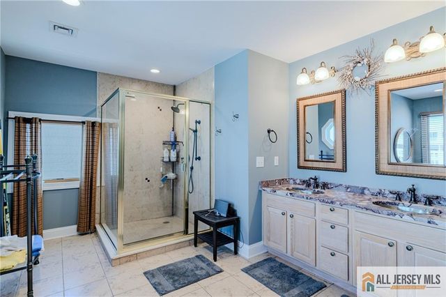 27 Maryland Road, Little Egg Harbor, NJ 08087