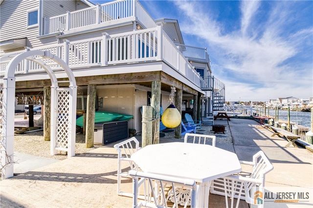 27 Maryland Road, Little Egg Harbor, NJ 08087