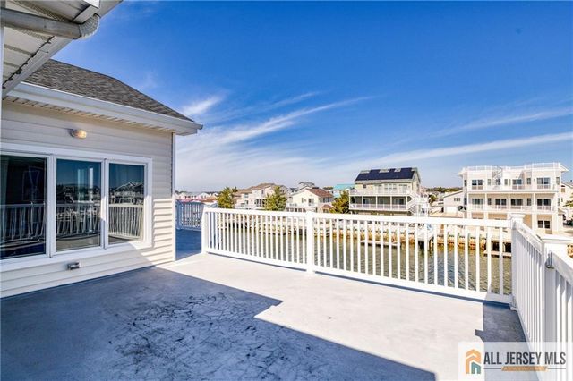 27 Maryland Road, Little Egg Harbor, NJ 08087