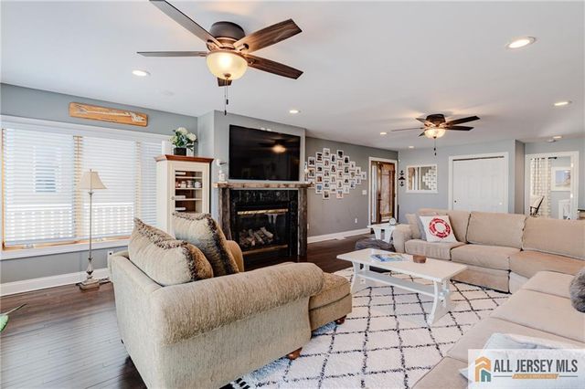 27 Maryland Road, Little Egg Harbor, NJ 08087
