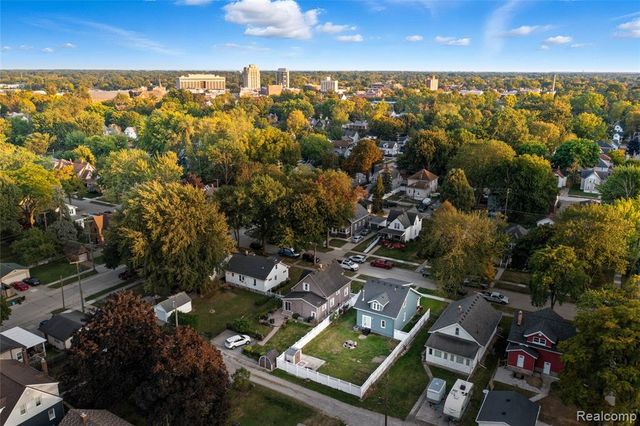 94 Kendrick Street, Mount Clemens, MI 48043