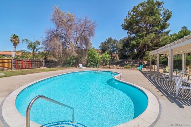 9055 Calle Lucia, Lakeside, CA 92040