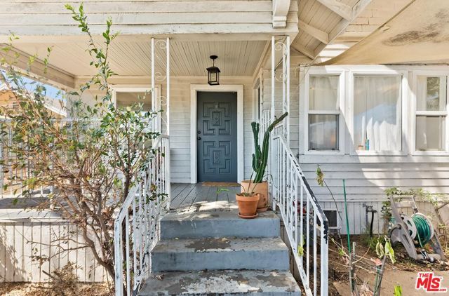 6401 N Figueroa Street, Los Angeles, CA 90042