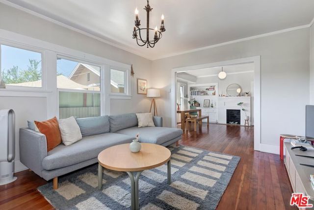 6401 N Figueroa Street, Los Angeles, CA 90042