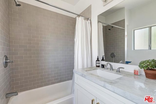 6401 N Figueroa Street, Los Angeles, CA 90042