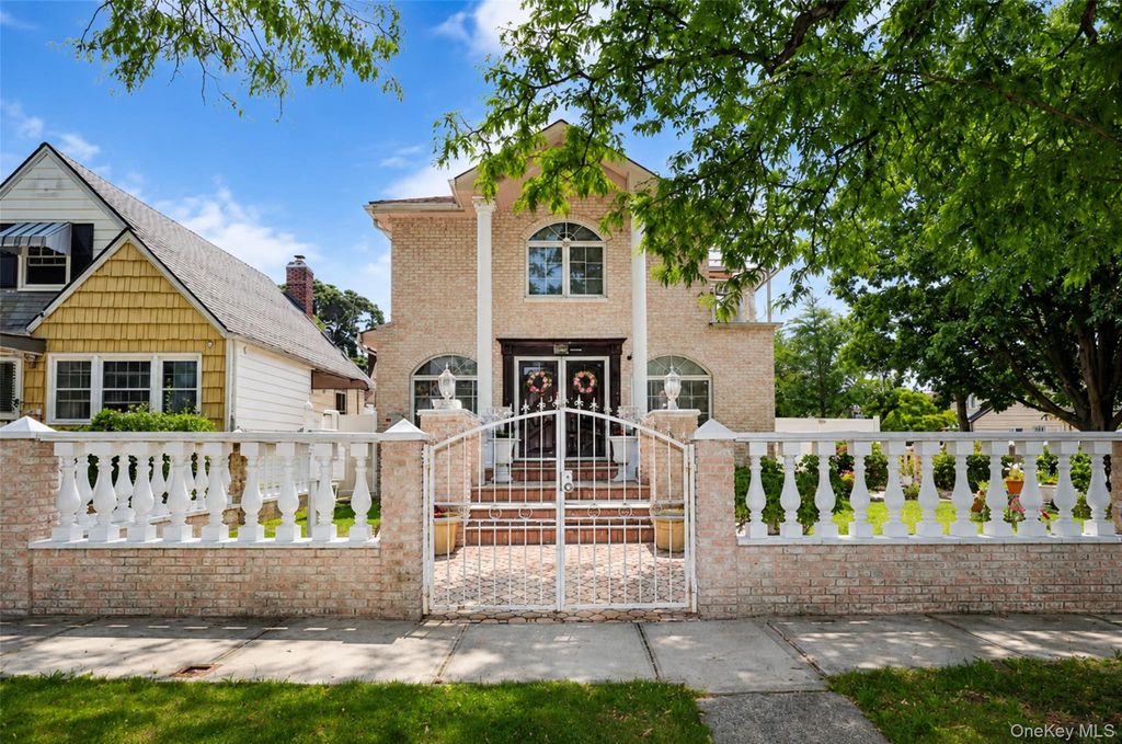 265-04 79th Avenue, Glen Oaks, NY 11004 — exterior