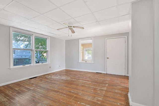 305 N Lake AVENUE, Twin Lakes, WI 53181