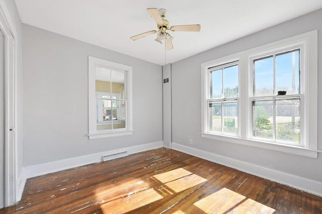 305 N Lake AVENUE, Twin Lakes, WI 53181